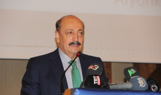"Emekçilerimizi mutlu eden bir sözleşmeye imza atacağız";