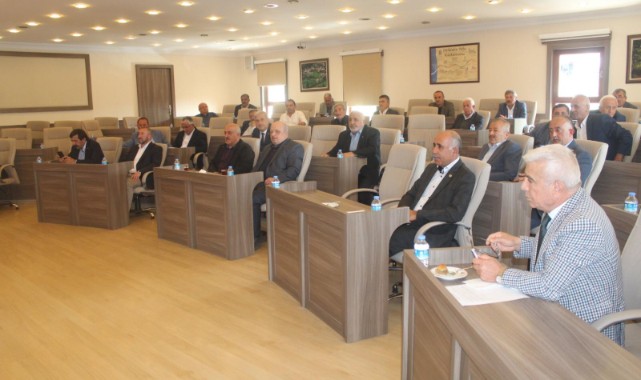 Komisyon raporları ve teklifler görüşüldü;