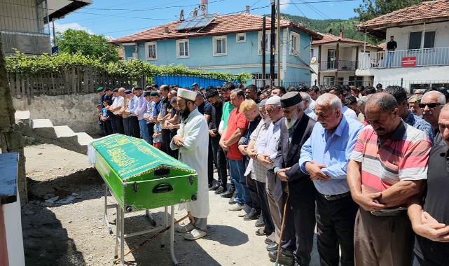 Kayınpederinin katlettiği gelin, toprağa verildi;