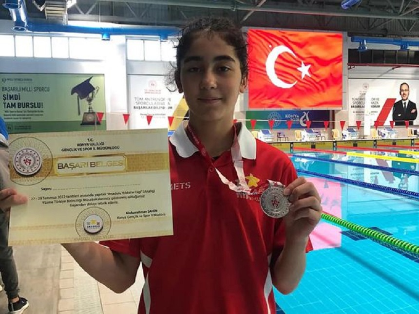 Ezgi Deniz Demirci’den büyük başarı;