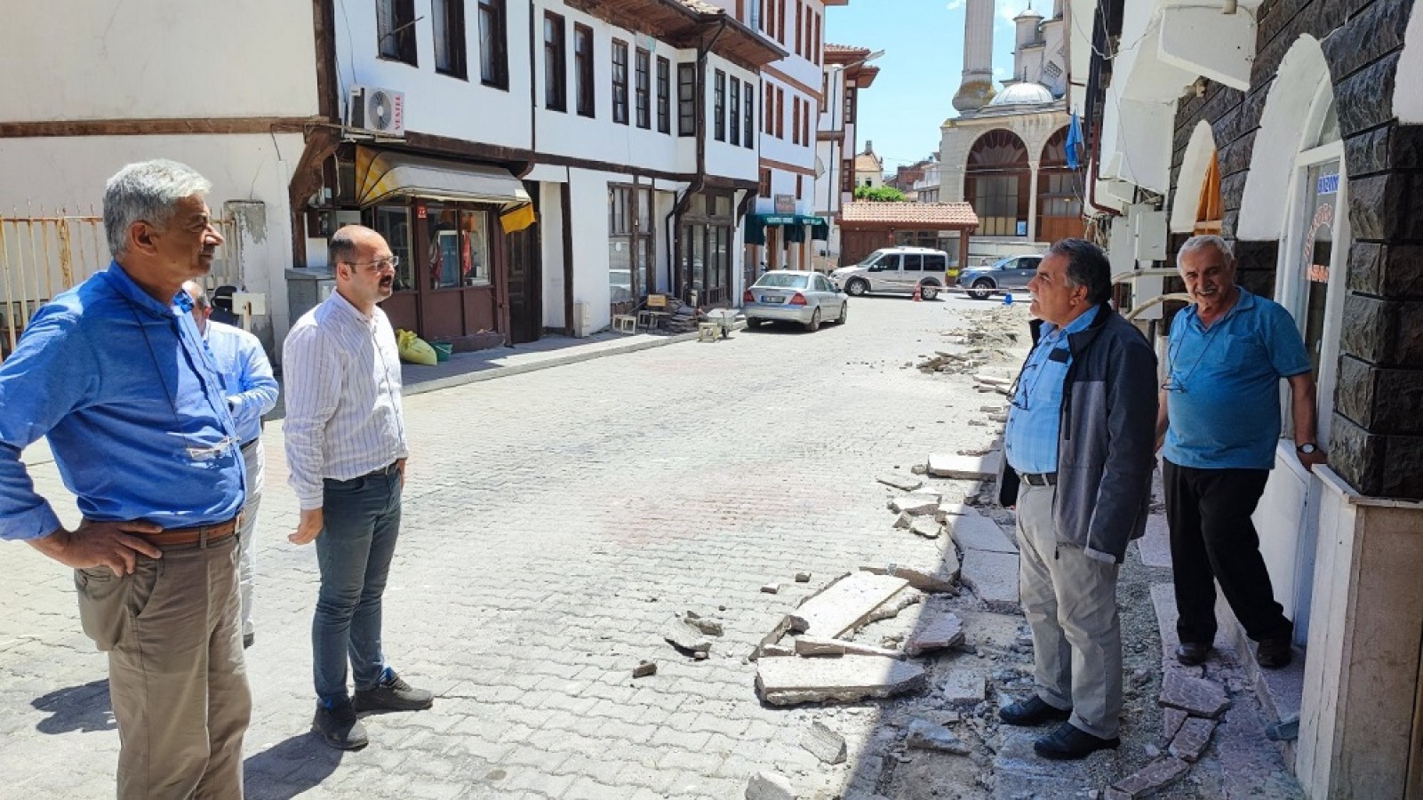“Esnaflarımızla şekillendiriyoruz”;