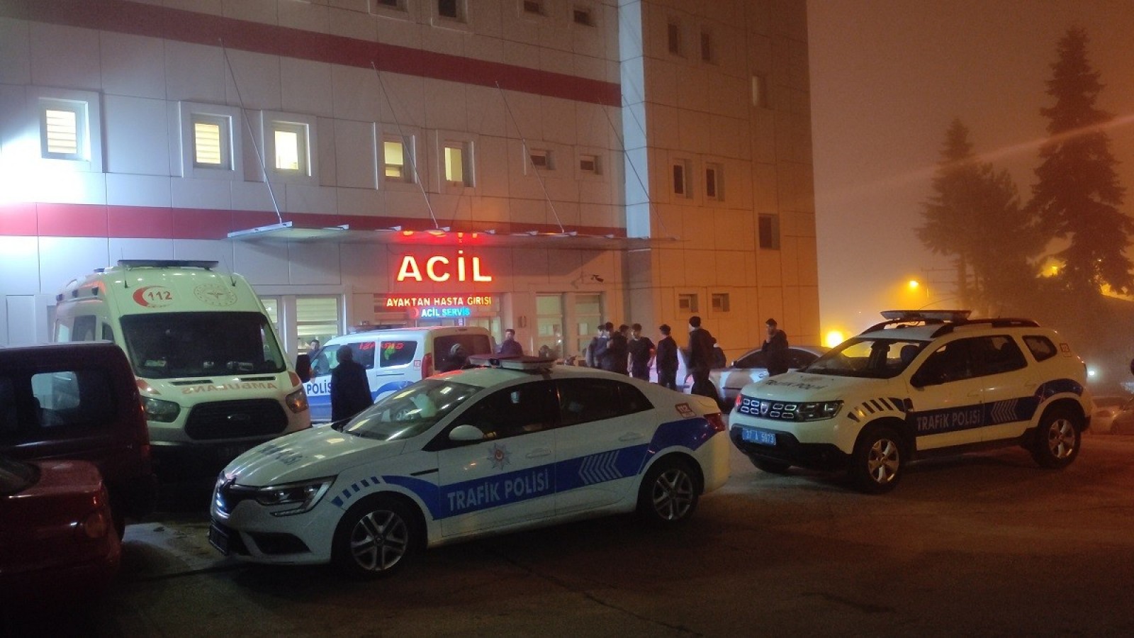 Üniversite öğrencileri arasındaki bıçaklı kavga: 2 yaralı;