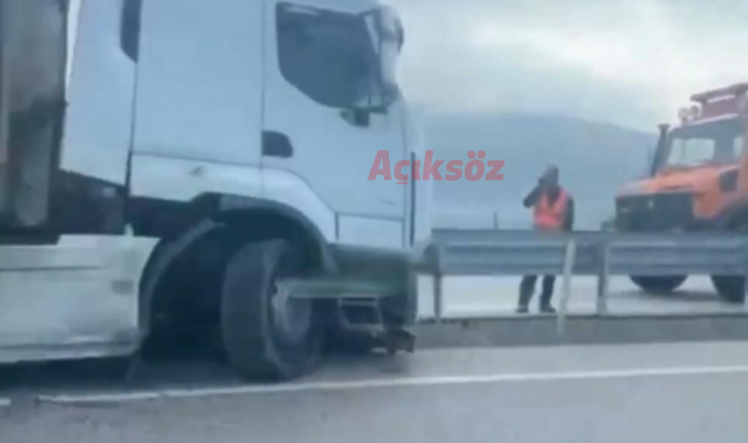 Kastamonu’da  TIR kazası