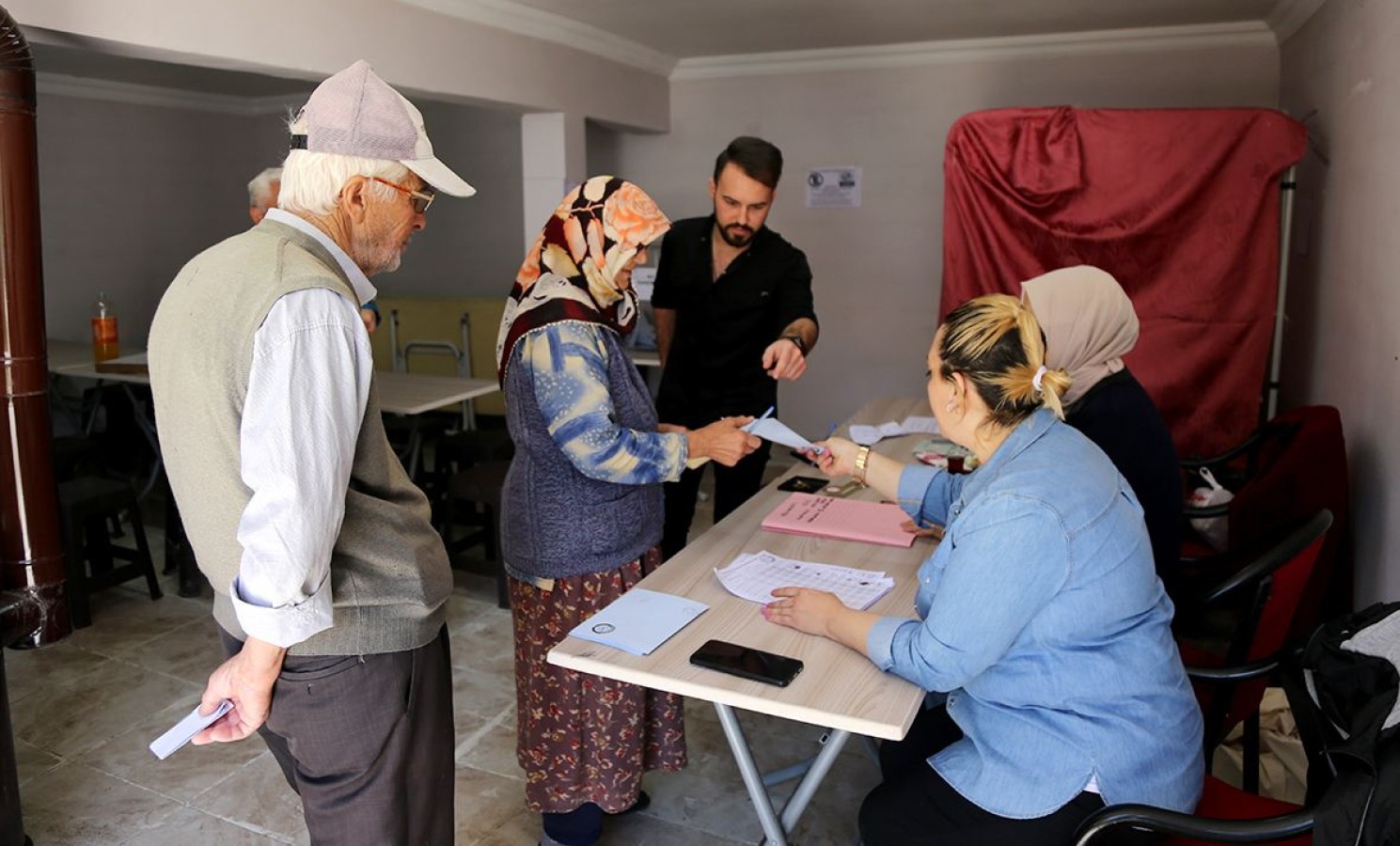 Kastamonu, 2 ay sonra yeniden sandık başında;