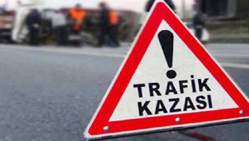 Yoldan çıkarak, tarlaya uçtu;