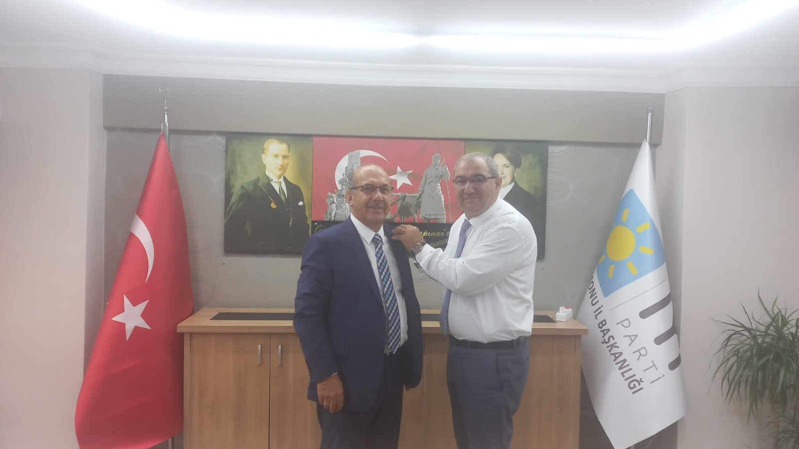 Azz İnşaat İyi Parti’ye katıldı;