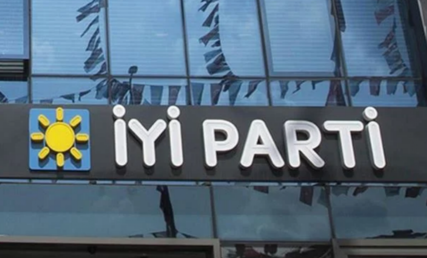 İYİ Parti'de İlçe Kongreleri başlıyor;