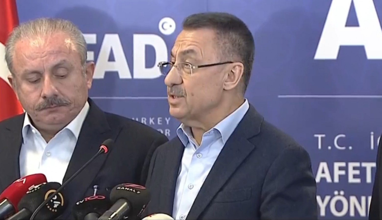 "284 can kaybı, 2.323 yaralı ve 1.710 yıkılan bina var";