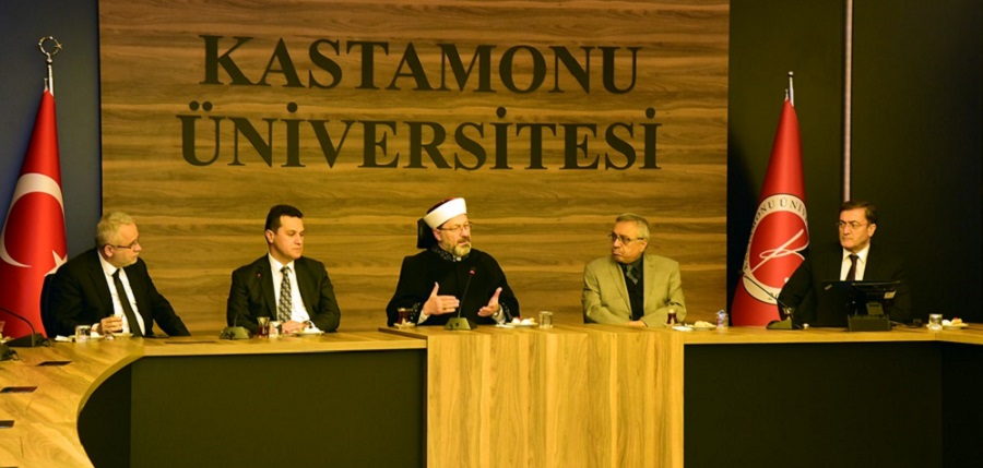 Başkan Erbaş KÜ İlahiyat Fakültesi ziyareti;