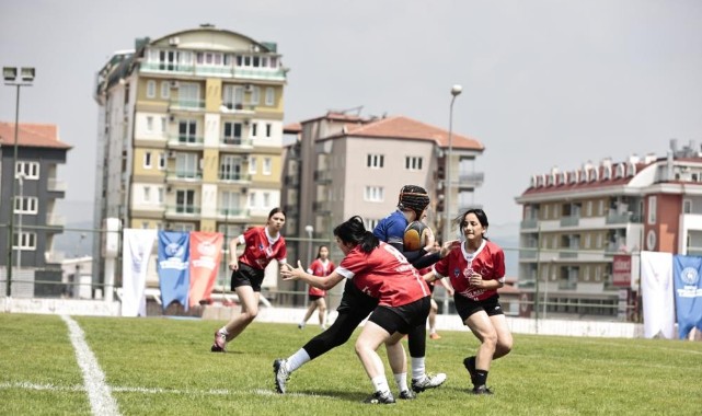 Ragbi Türkiye Şampiyonasında heyecan başladı;