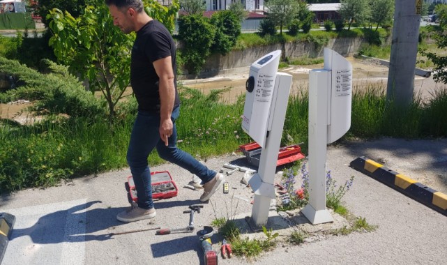 Arızalanan şarj istasyonu tamir edildi;