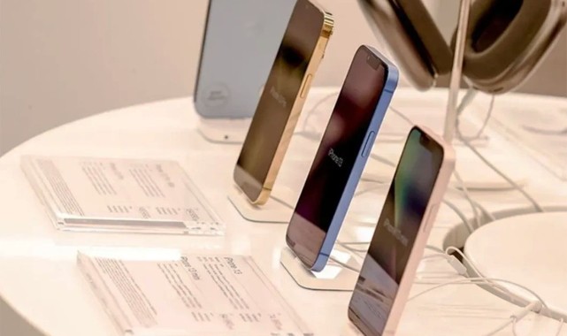 Gençlere 'vergisiz telefon' açıklaması;