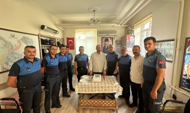 Başkan Kavaklıgil Zabıtaları unutmadı;