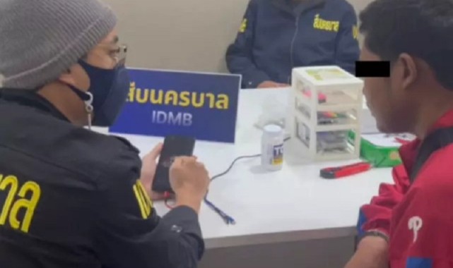 “Yakalayabilirseniz yakalayın” dedi ve tutuklandı;