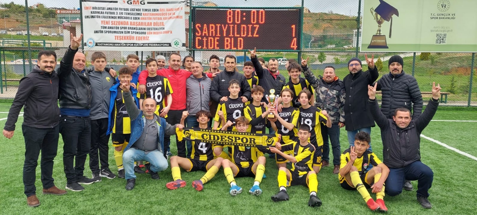U-16'da şampiyon: Cide Belediyespor;