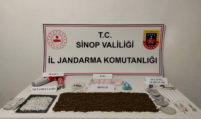 Uyuşturucu operasyonunda 2 gözaltı;