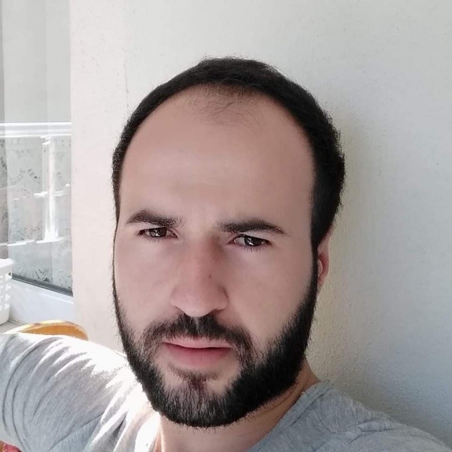 Hafriyat kamyonu devrildi: 1 ölü;