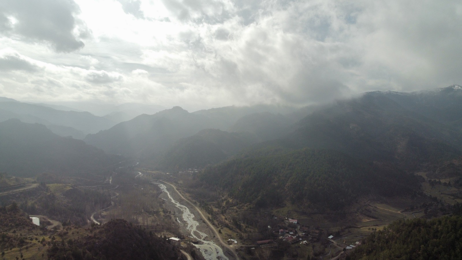 Ilgaz Dağı'nın etekleri mest etti;