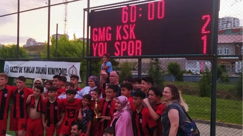 İşte böyle şampiyon olunur!;