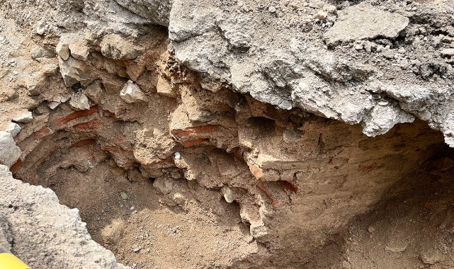Doğal gaz kazılarında tarihi yapılara rastlandı;