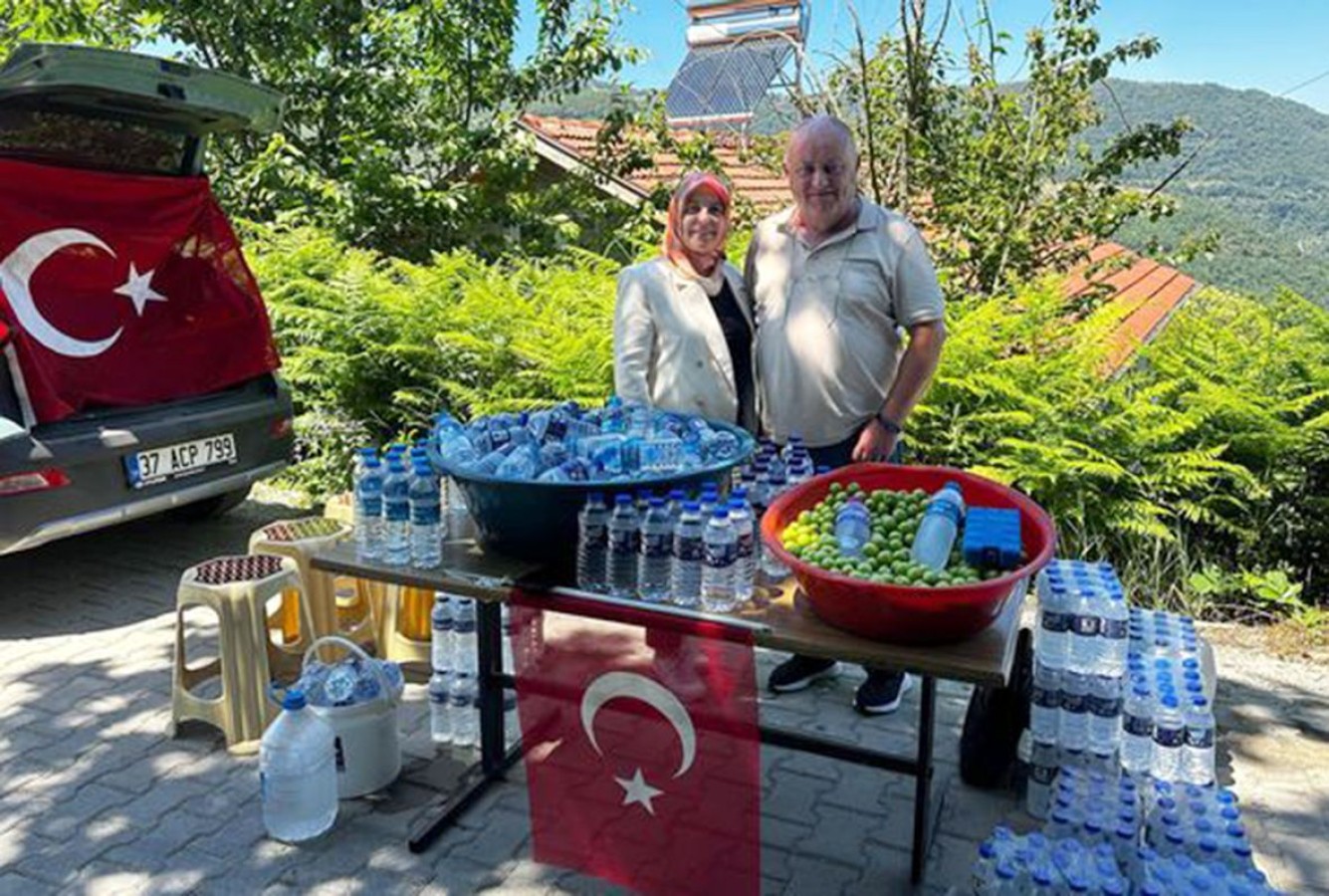 İstiklal yürüyüşçülerine örnek misafirperverlik;