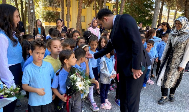 Hanönü'de öğrenciler sıra başı yaptı...