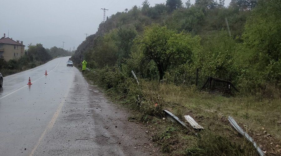 Sürücüsü hayatını kaybetti;