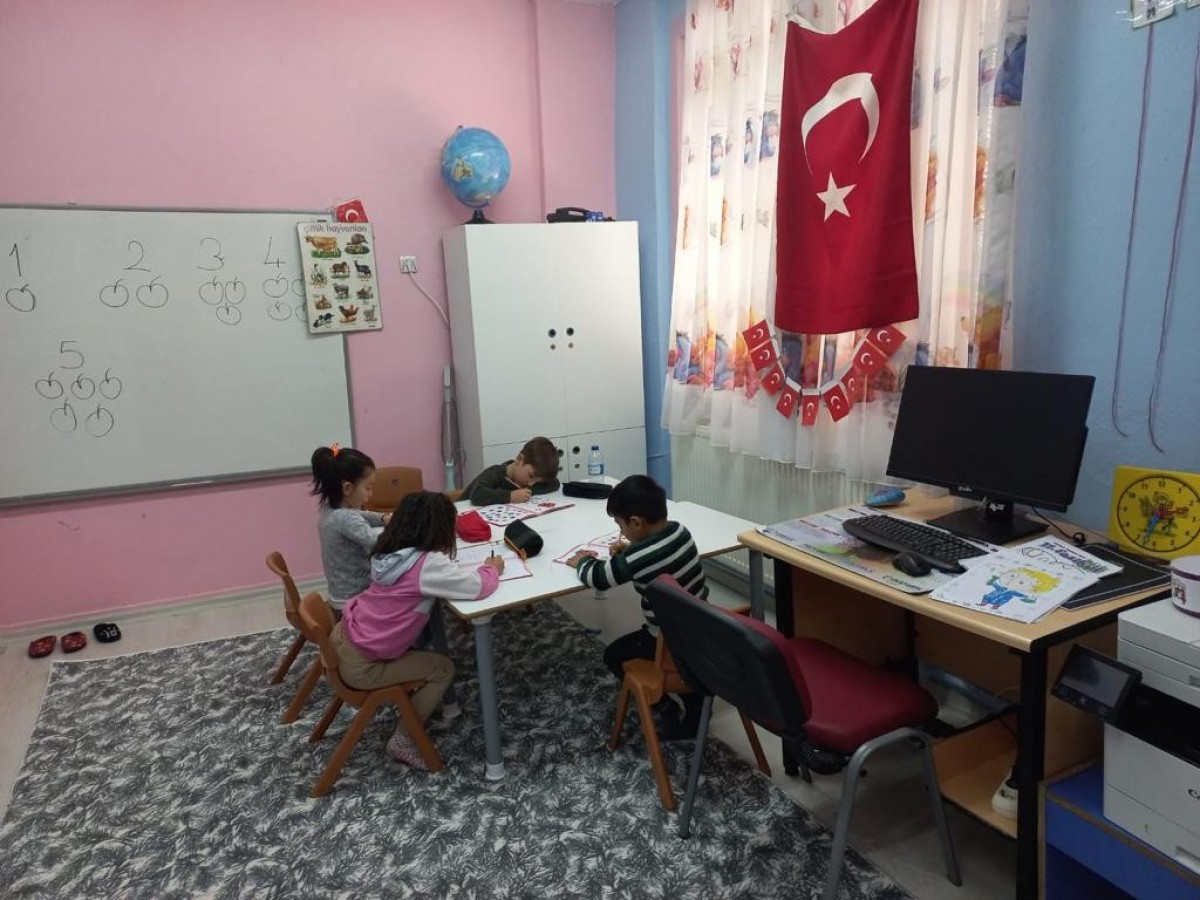 Köy okulları, yeniden eğitim yuvası oldu;