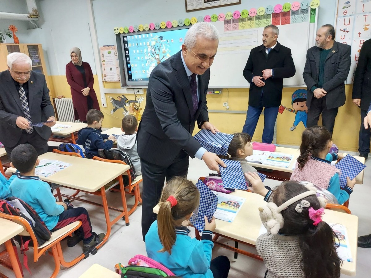 Vali Çakır, Ağlı’da ziyaretlerde bulundu;