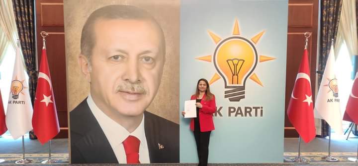 NESLİHAN KAYA ADAY ADAYLIĞINI AÇIKLADI;