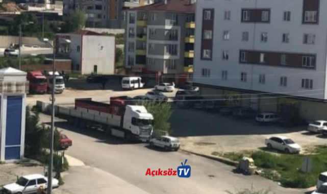 Tosya Yolu'nda otomobilin çarptığı 4 yaşındaki çocuk ağır yaralandı;