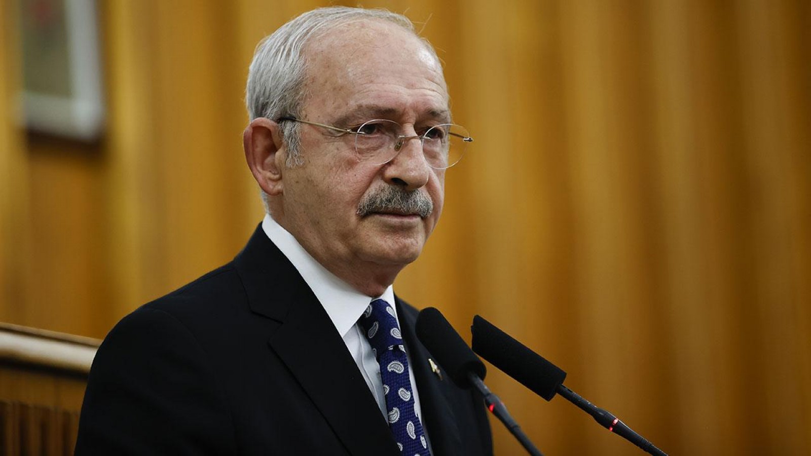 "Belediye başkanı olarak devam edecek";