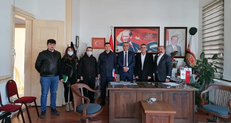 Muhtarlar Derneği’nde sokak hayvanları için toplantı;