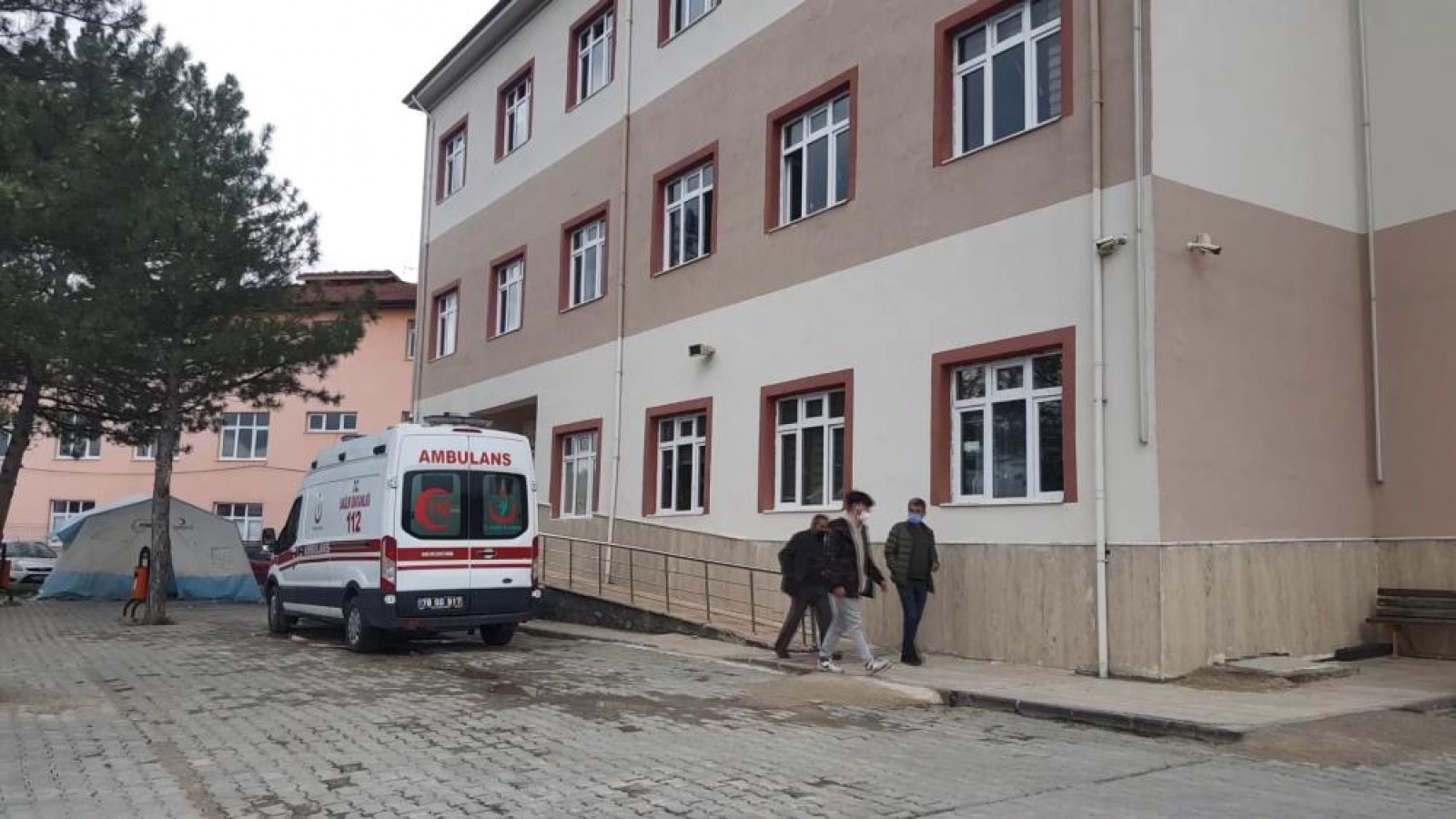 Komşuda 24 kişi hastanelik oldu;