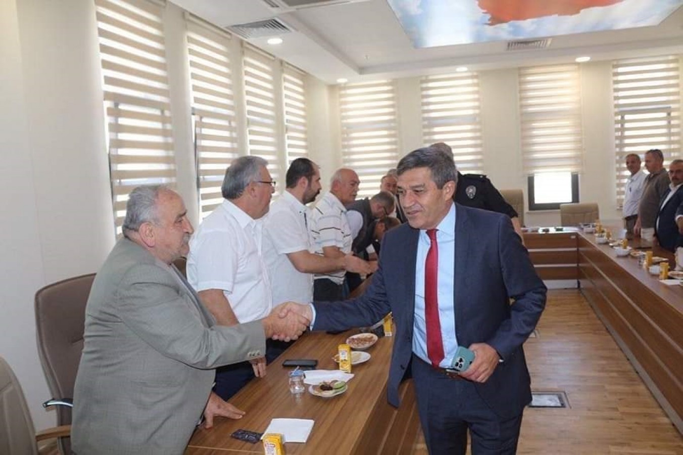 Tosya'da, muhtarlarla asayiş toplantısı;