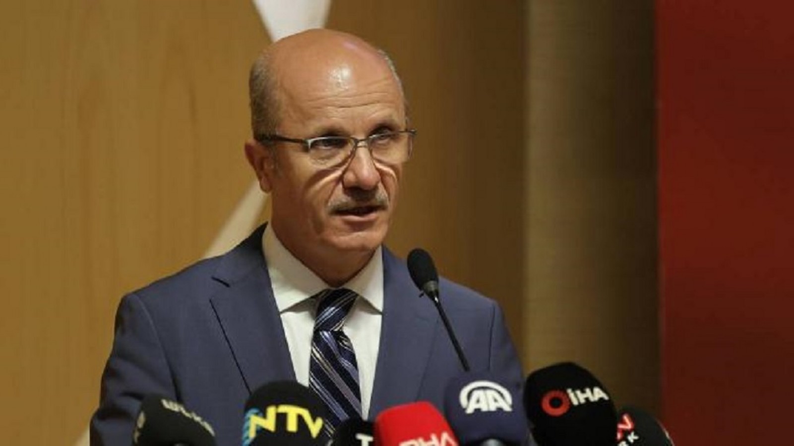 Üniversiteler 20 Şubat'ta uzaktan eğitimle başlayacak;