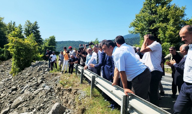 İçişleri Bakanı Yerlikaya, sel bölgesinde…;