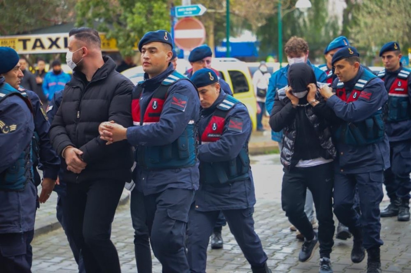 106 şüpheliden 30’u tutuklandı;