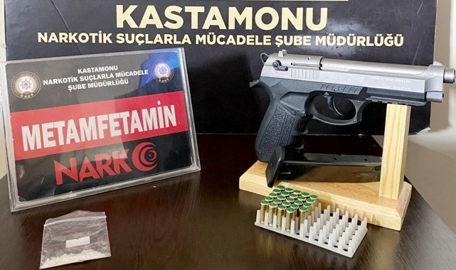 Kastamonu Emniyeti, zehir tacirlerine geçit vermiyor;