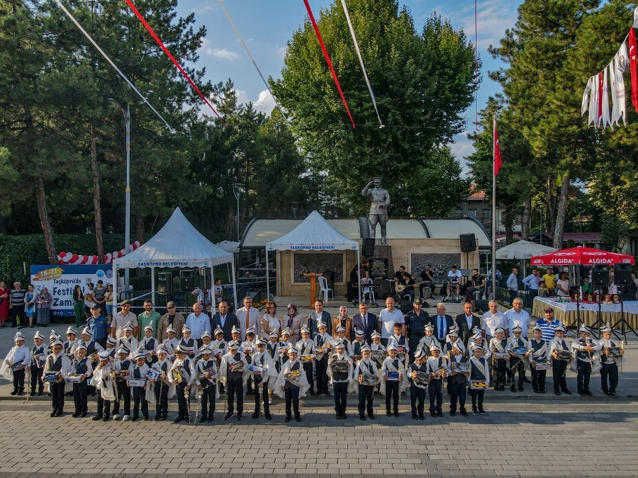 Taşköprü’de, toplu sünnet töreni heyecanı;