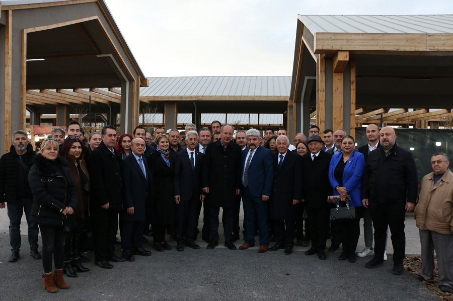 “Halkımızın sevgisi bir başka oluyor”;