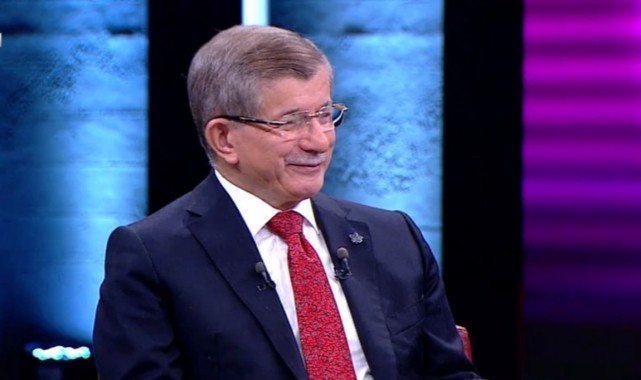 Davutoğlu'ndan dikkat çeken geri adım çıkışı;