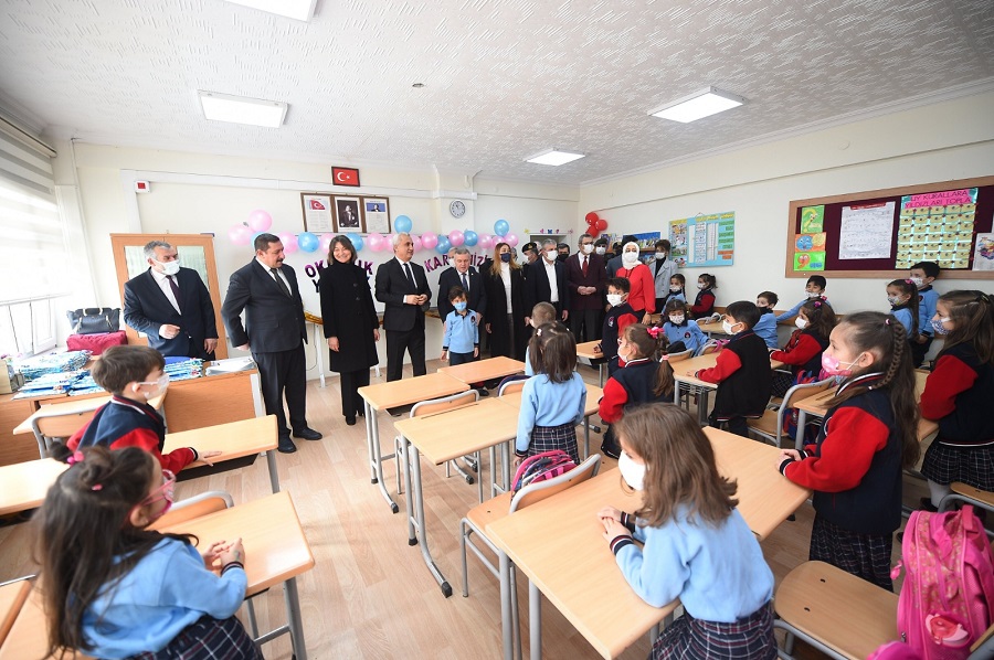 Kastamonu'da 56 bin öğrencinin karne sevinci;