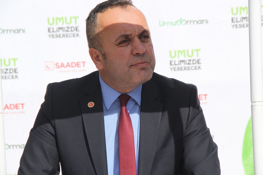 ‘Gülelim mi, ağlayalım mı?’;