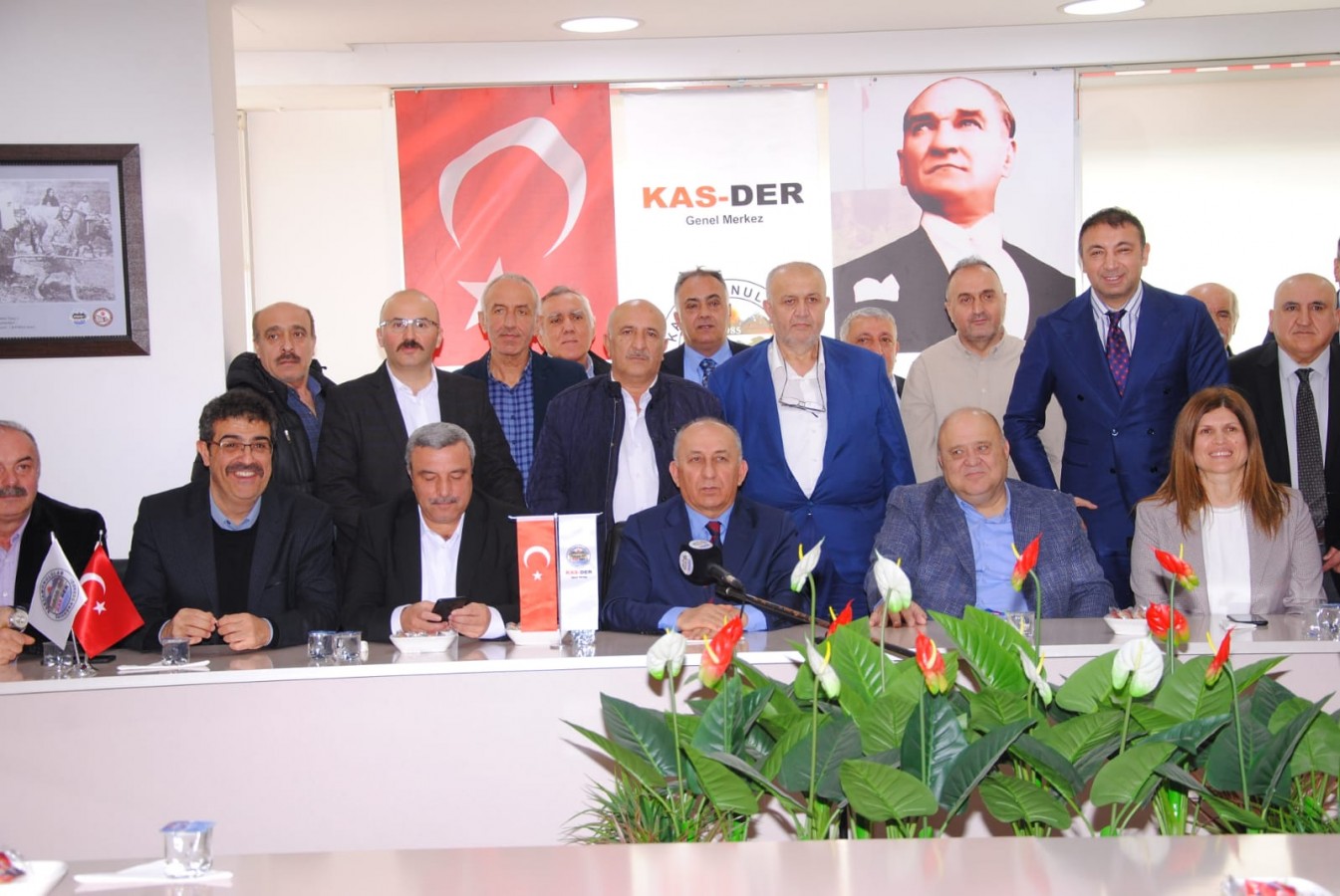 ‘Kastamonuluların adayı olacağım’;