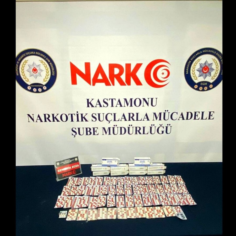 836 adet hap ele geçirildi;