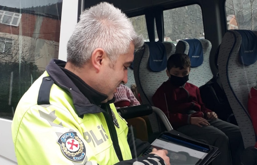 İnebolu'da okul servisleri denetlendi;