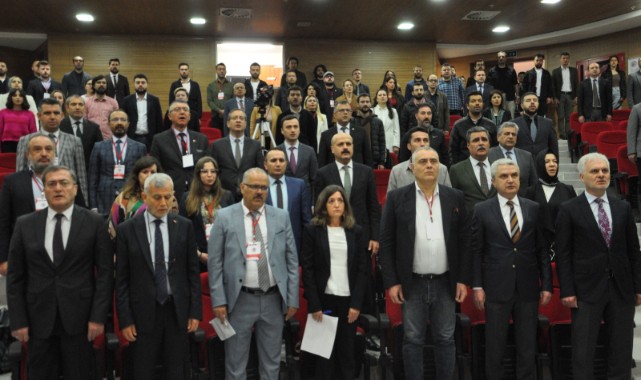 Üniversitede uluslar arası buluşma;
