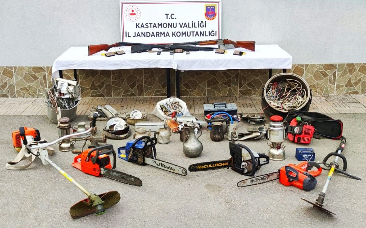 JASAT kıskıvrak yakaladı;