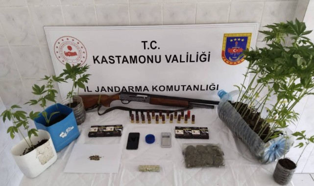 Pınarbaşı’nda evinde uyuşturucu üreten şahıs yakalandı;